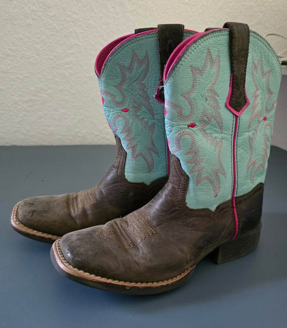 Ariat Kids Western Cowboy Boots Leather Square Toe Size 1.5